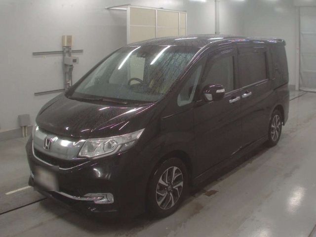 30762 Honda Step wagon RP3 2016 г. (CAA Tokyo)